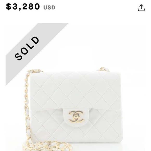 S O L D to a beautiful lady 🤩 Chanel White Mini - Picture 12 of 15